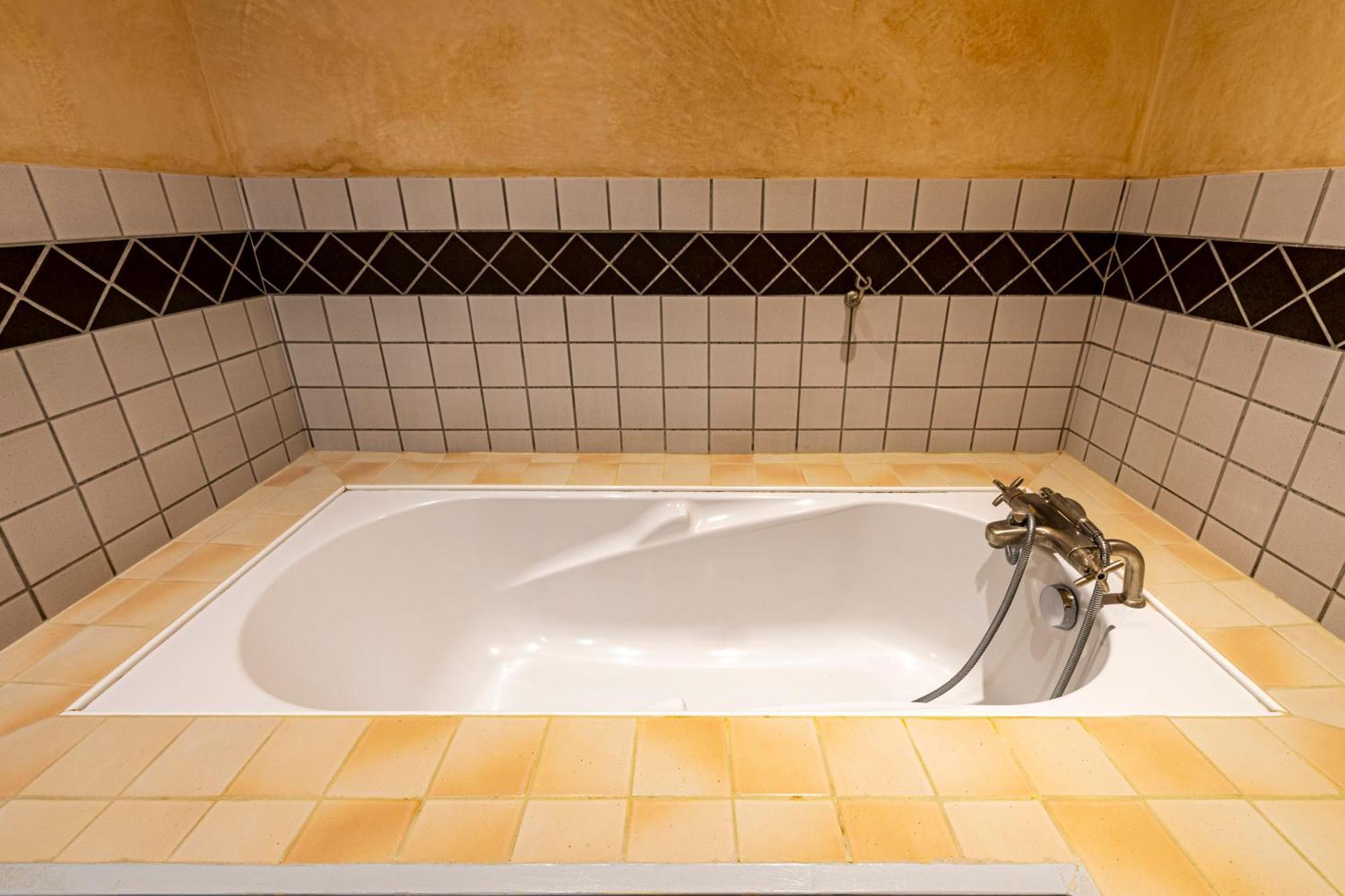 Hotel De La Beursaudiere Nitry Ngoại thất bức ảnh