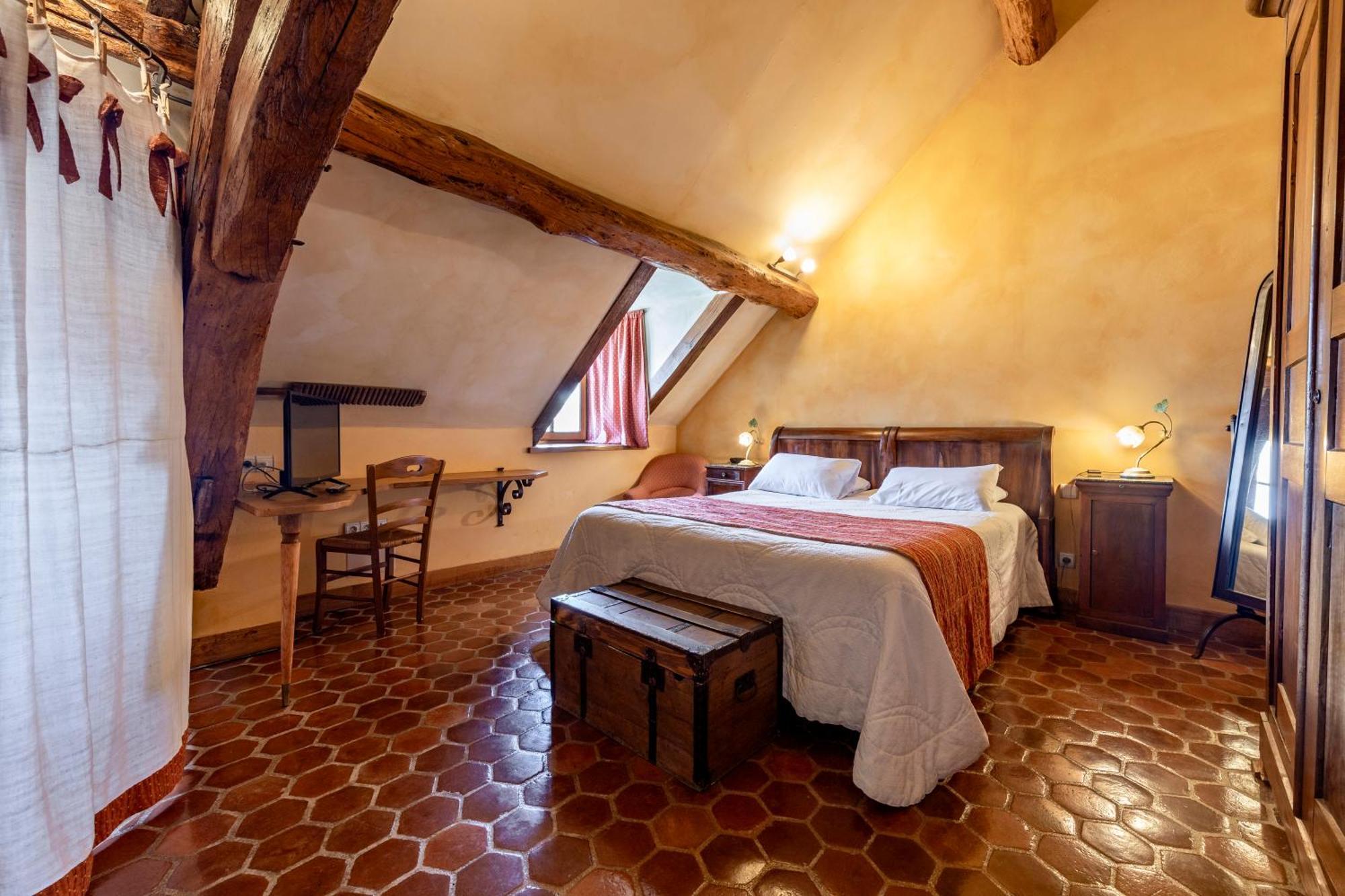 Hotel De La Beursaudiere Nitry Ngoại thất bức ảnh