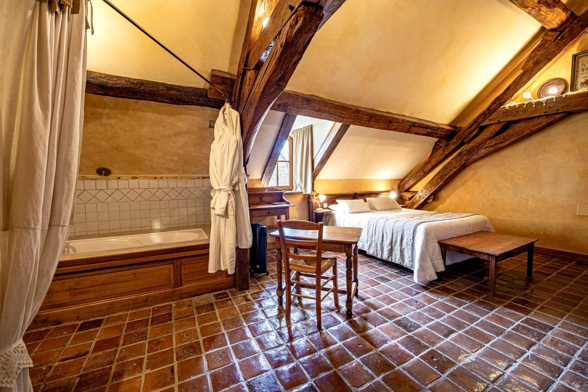 Hotel De La Beursaudiere Nitry Ngoại thất bức ảnh