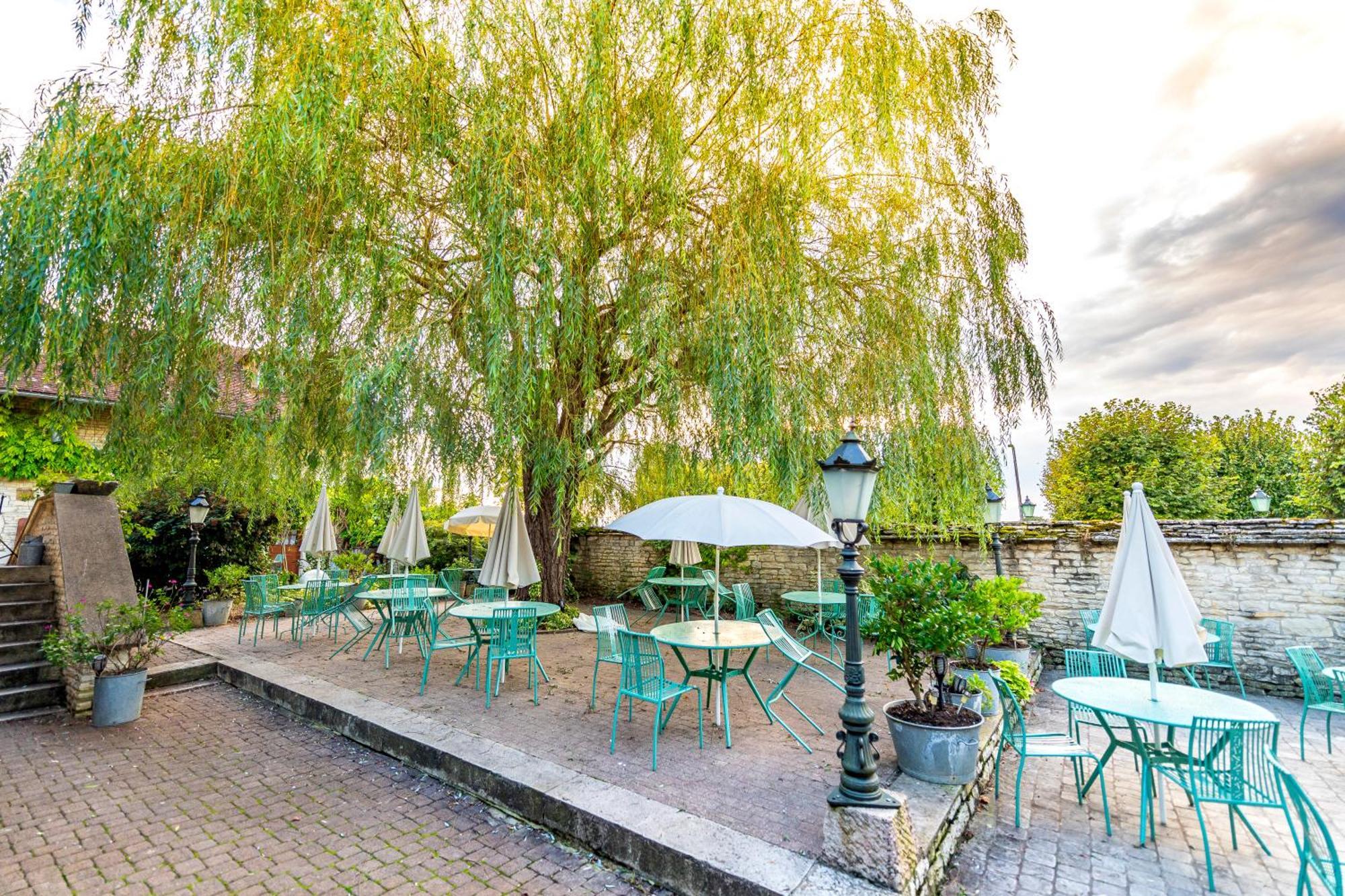Hotel De La Beursaudiere Nitry Ngoại thất bức ảnh