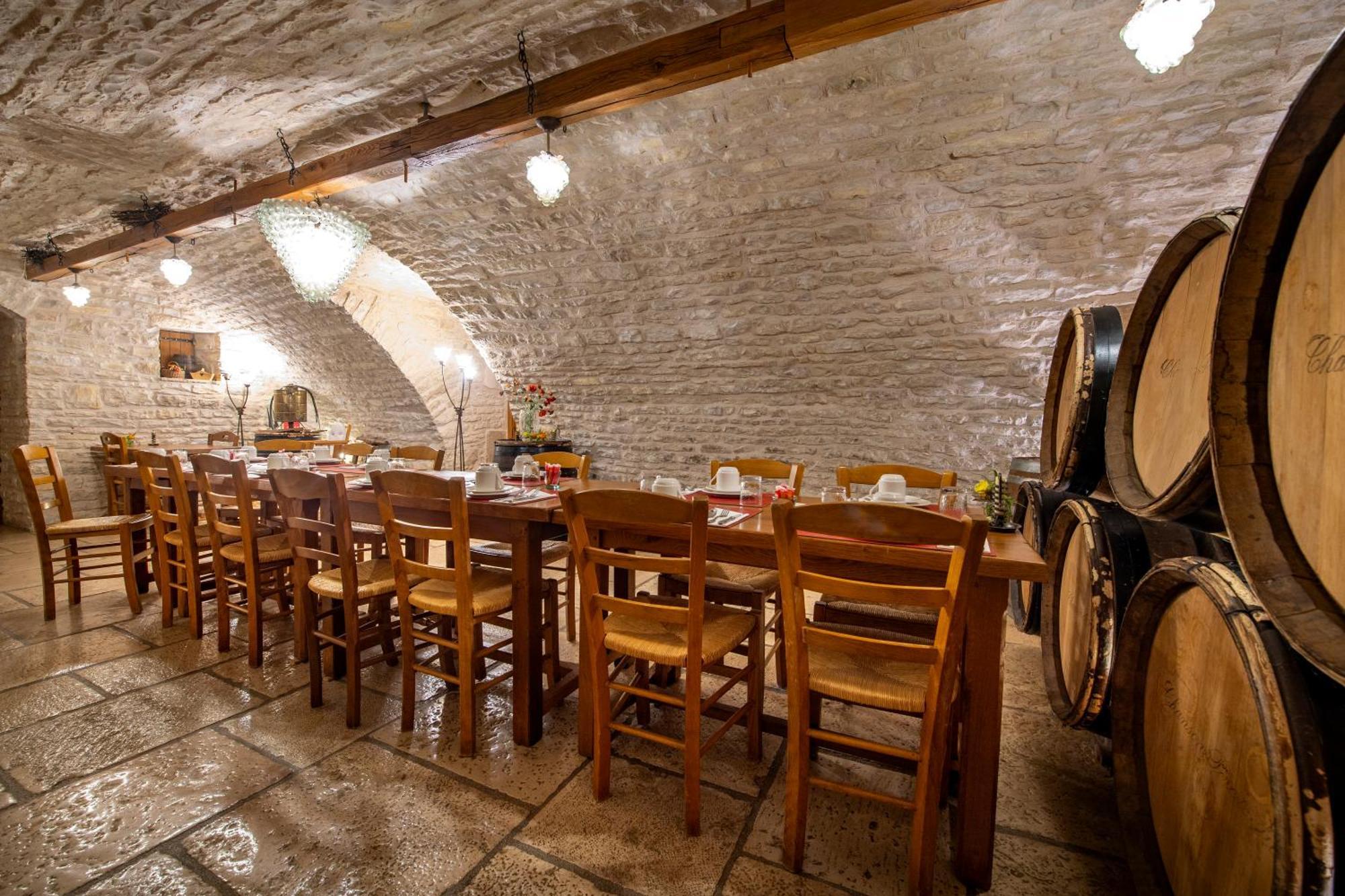 Hotel De La Beursaudiere Nitry Ngoại thất bức ảnh