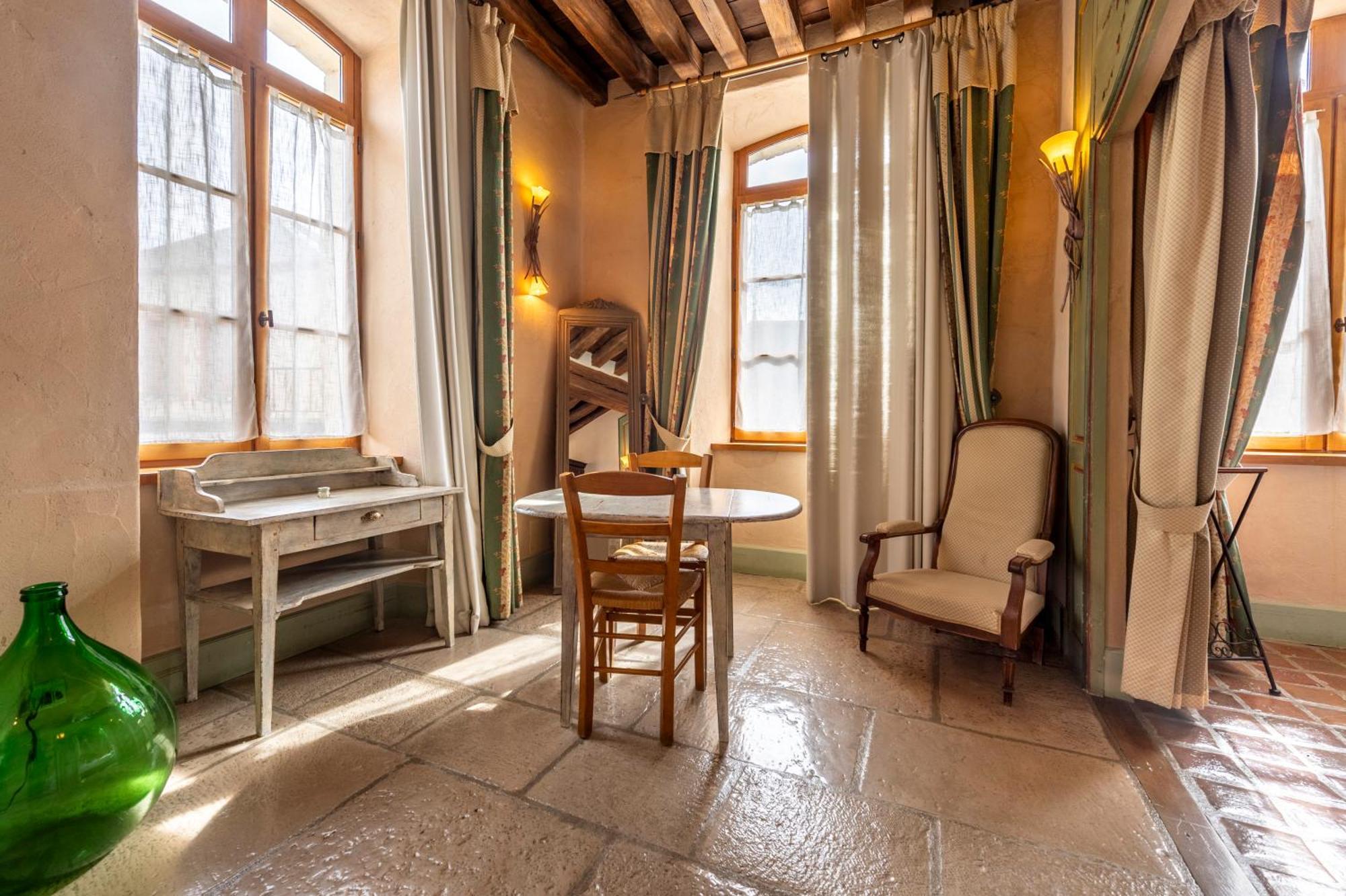 Hotel De La Beursaudiere Nitry Ngoại thất bức ảnh