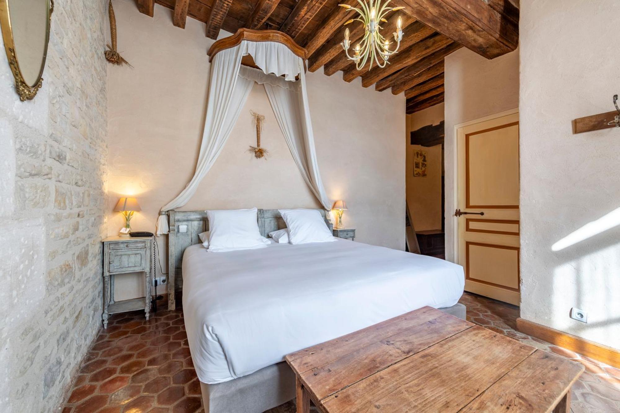 Hotel De La Beursaudiere Nitry Ngoại thất bức ảnh