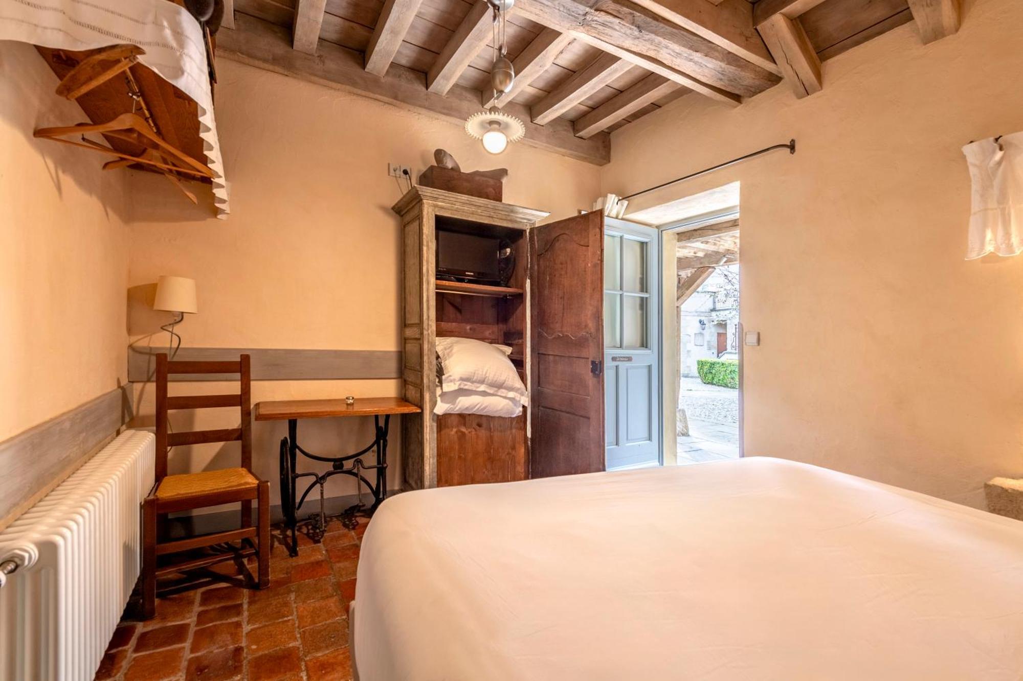 Hotel De La Beursaudiere Nitry Ngoại thất bức ảnh